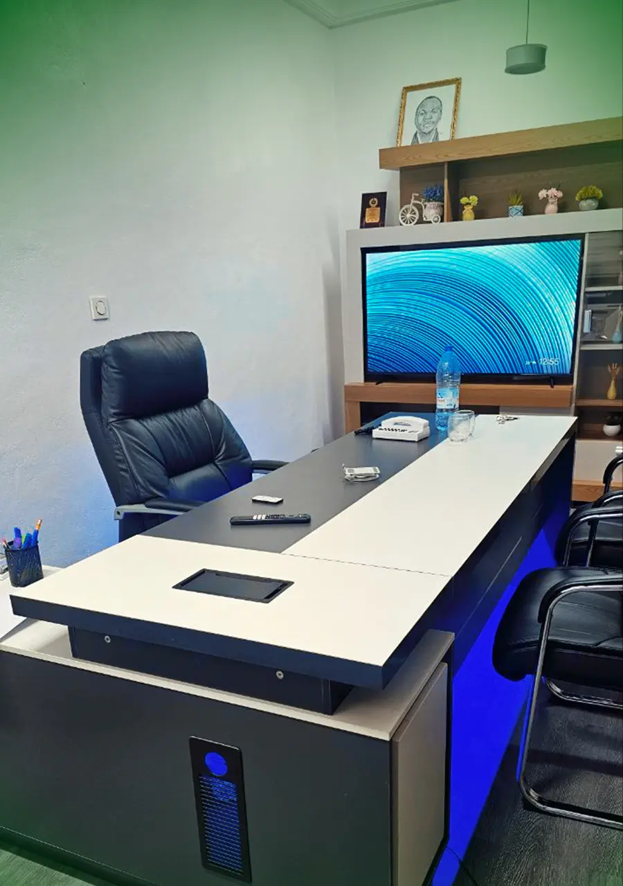 Camiforex director's office